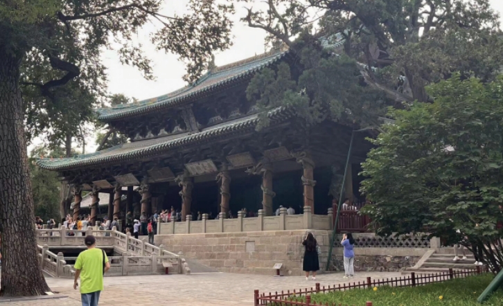 晋祠“三宝”之一圣母殿，是晋祠内现存最古老的建筑